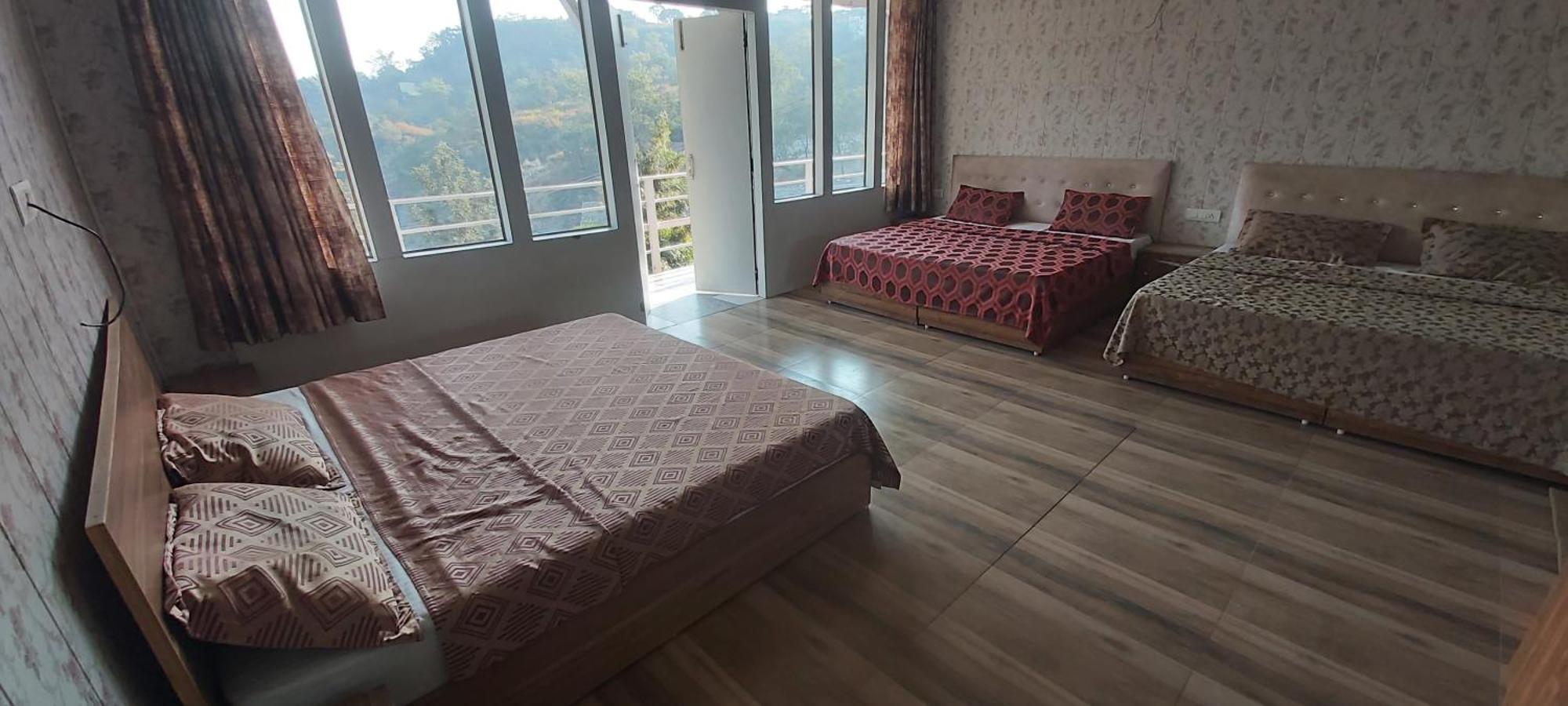 Valley Retreat Home Stay 데라둔 객실 사진